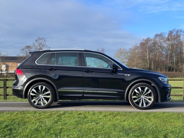 2018 Volkswagen Tiguan 2L R-Line 5dr - Photo 3