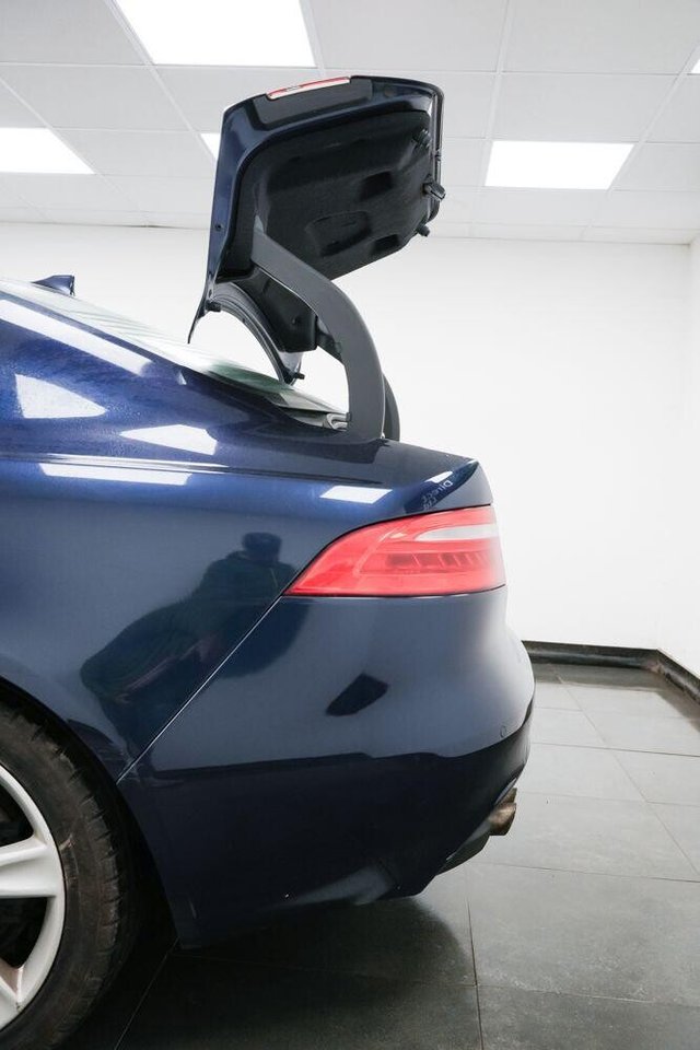 2015 JAGUAR XE 2.0d Portfolio Auto Euro 6 (s/s) 4dr - Photo 9