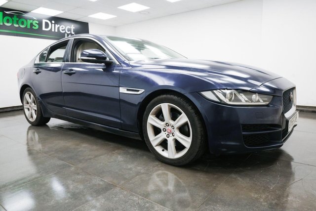 2015 JAGUAR XE 2.0d Portfolio Auto Euro 6 (s/s) 4dr - Photo 4