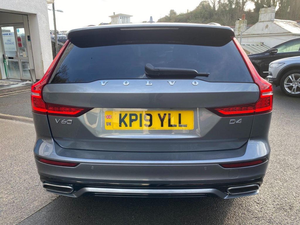 USED 2019 19 VOLVO V60 2.0 D4 R-Design Pro Estate 5dr Diesel Auto Euro 6 (s/s) (190 ps) HEATED SEATES, NAVIGATION, DAB