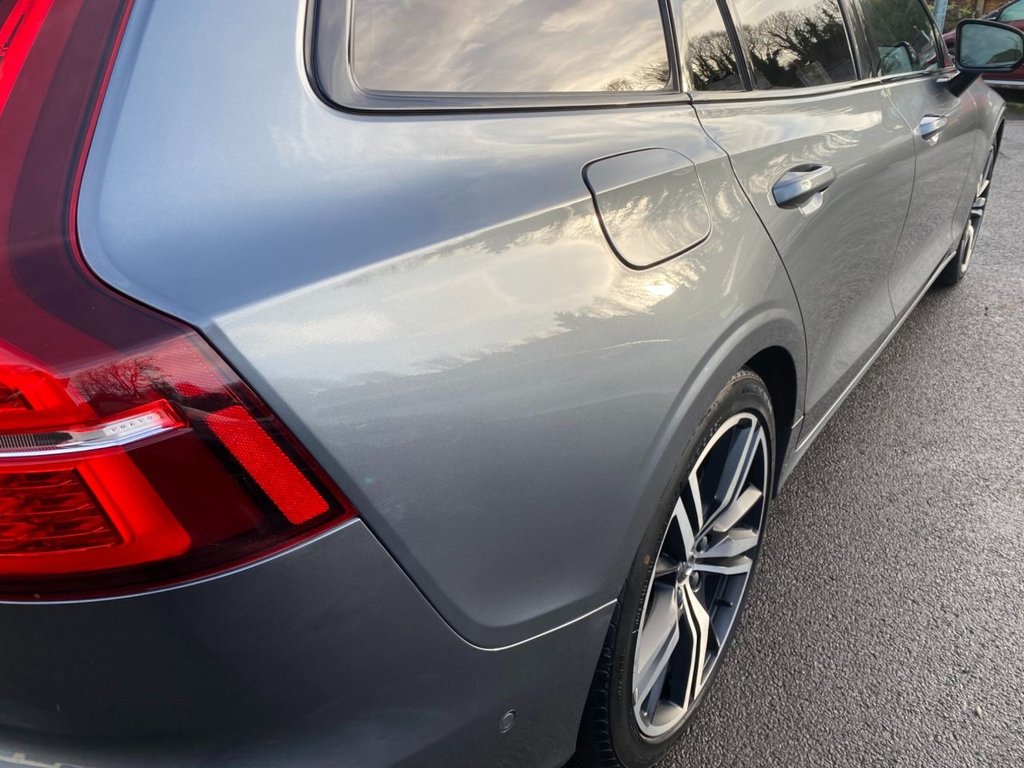 USED 2019 19 VOLVO V60 2.0 D4 R-Design Pro Estate 5dr Diesel Auto Euro 6 (s/s) (190 ps) HEATED SEATES, NAVIGATION, DAB