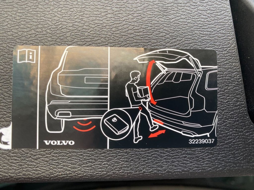 USED 2019 19 VOLVO V60 2.0 D4 R-Design Pro Estate 5dr Diesel Auto Euro 6 (s/s) (190 ps) HEATED SEATES, NAVIGATION, DAB