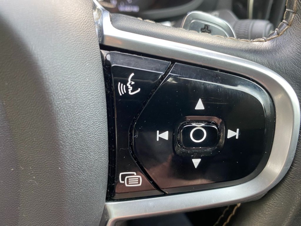 USED 2019 19 VOLVO V60 2.0 D4 R-Design Pro Estate 5dr Diesel Auto Euro 6 (s/s) (190 ps) HEATED SEATES, NAVIGATION, DAB