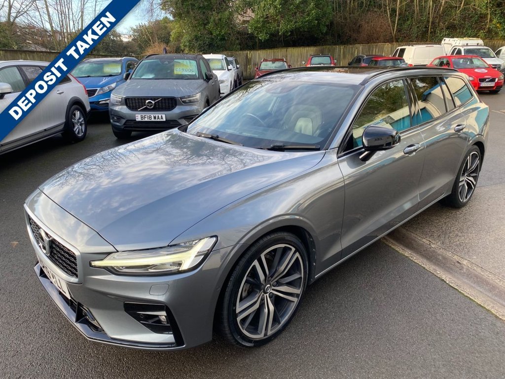 USED 2019 19 VOLVO V60 2.0 D4 R-Design Pro Estate 5dr Diesel Auto Euro 6 (s/s) (190 ps) HEATED SEATES, NAVIGATION, DAB