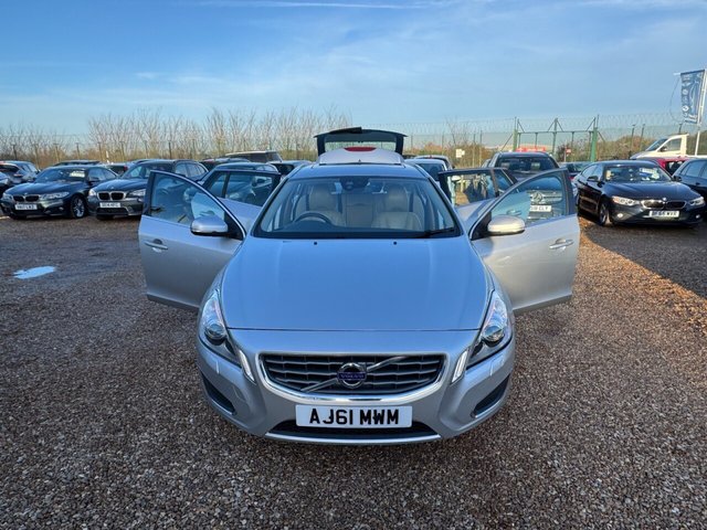2012 VOLVO V60 2.4 D5 SE Lux Estate 5dr Diesel Geartronic Euro 5 (215 ps) - Photo 6