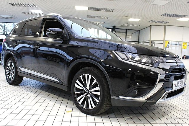 2019 MITSUBISHI OUTLANDER 2.0 MIVEC 4 SUV 5dr Petrol CVT 4WD Euro 6 (s/s) (150 ps) - Photo 10