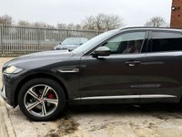 USED 2017 67 JAGUAR F-PACE 3.0 D300 V6 S SUV 5dr Diesel Auto AWD Euro 6 (s/s) (300 ps) 6 Months Warranty Included