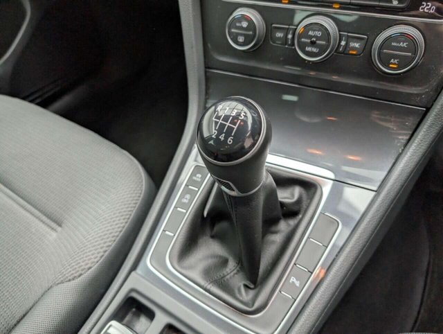 USED 2020 69 VOLKSWAGEN GOLF 1.5 TSI EVO Match Edition Hatchback 5dr Petrol Manual Euro 6 (s/s) (130 ps) HEATED SEATS+PARKING CAMERA CLICK & COLLECT/HOME DELIVERY