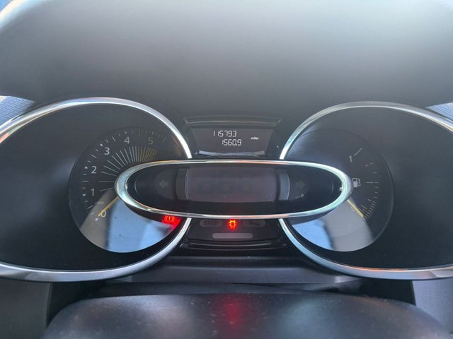 2013 RENAULT CLIO - Photo 5