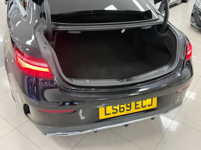 2019 Mercedes-Benz E-CLASS - Photo 12