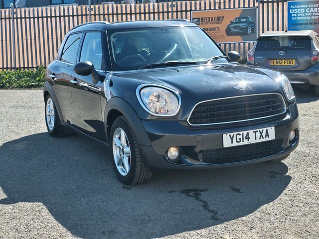 View our MINI COUNTRYMAN
