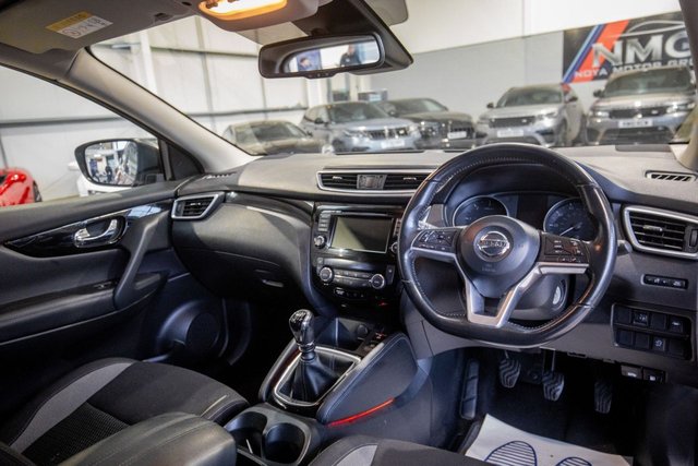 2018 Nissan Qashqai 1.5L Acenta Premium 5dr - Photo 2