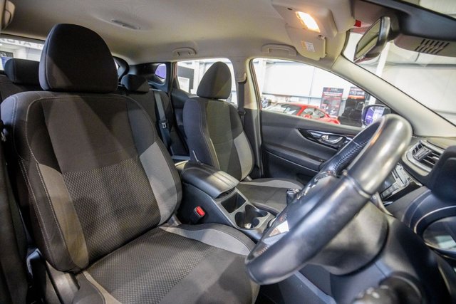2018 Nissan Qashqai 1.5L Acenta Premium 5dr - Photo 3