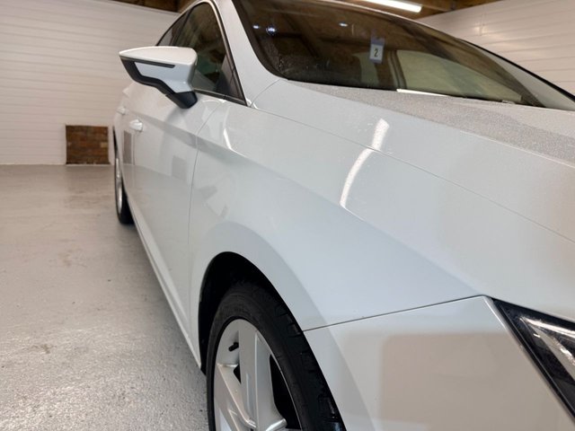 2020 SEAT LEON 1.5 TSI EVO FR Hatchback 5dr Petrol Manual Euro 6 (s/s) (150 ps) - Photo 4