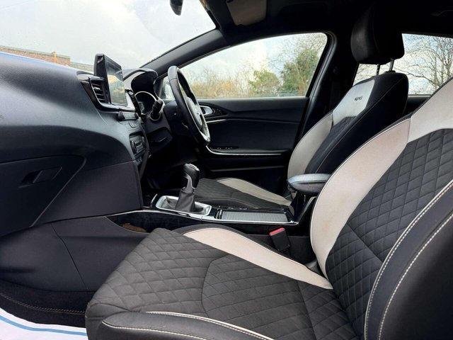 2019 Kia Proceed - Photo 6