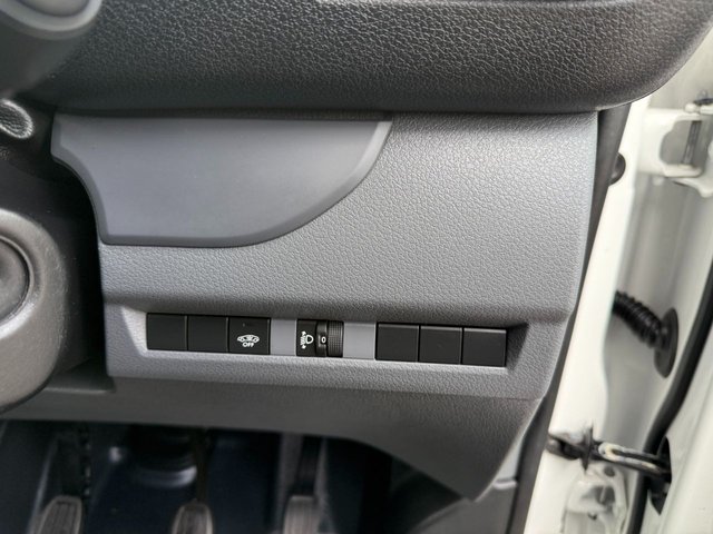 2021 VAUXHALL VIVARO - Photo 12