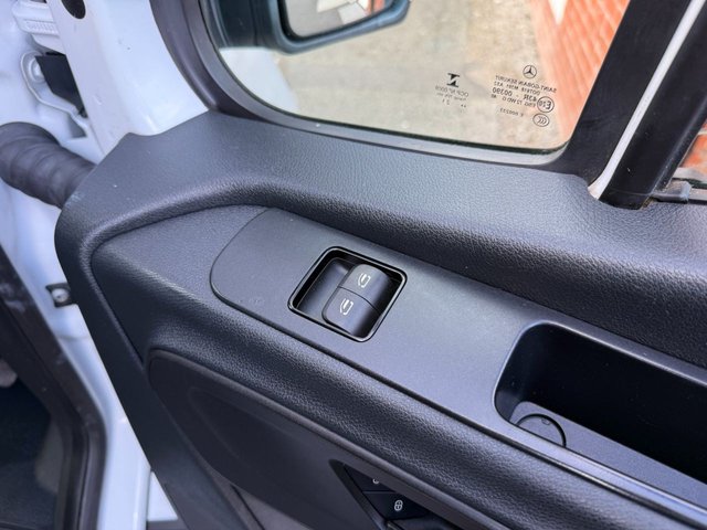 2021 Mercedes-Benz SPRINTER - Photo 10