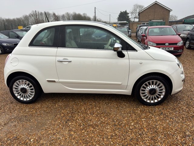 2013 FIAT 500 1.2 Lounge Hatchback 3dr Petrol Manual Euro 4 (69 bhp) - Photo 12