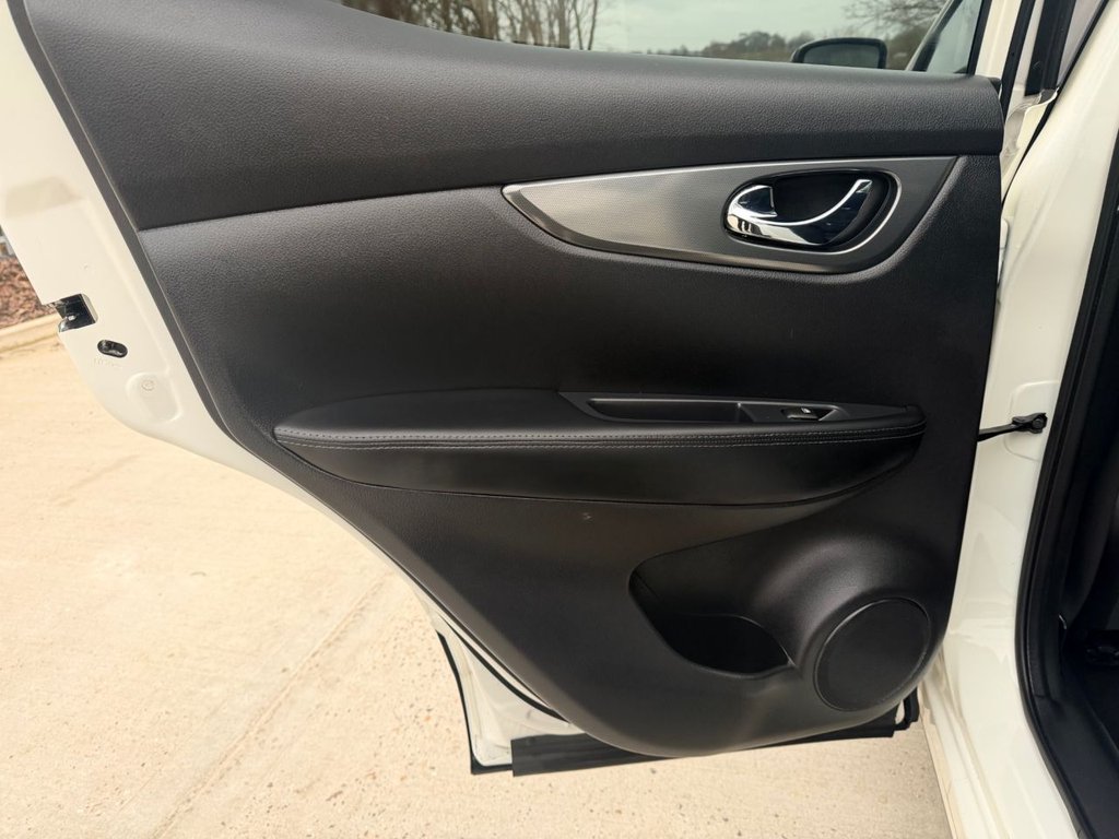 USED 2019 19 NISSAN QASHQAI 1.3 DIG-T Tekna+ SUV 5dr Petrol Manual Euro 6 (s/s) (140 ps) Roof|SatNav|H.Seats|CarPlay|360 View Camera|