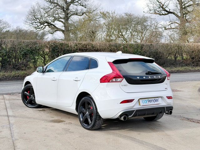 2016 Volvo V40 2L R-Design 5dr - Photo 7