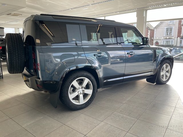 View our LAND ROVER DEFENDER