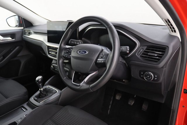 2022 Ford Focus 1L Titanium 5dr - Photo 10