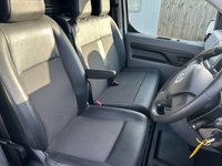 USED 2021 71 VAUXHALL VIVARO 1.5 Turbo D 2900 Dynamic Panel Van 6dr Diesel Manual L2 H1 Euro 6 (s/s) (100 ps) 59000 MILES DEALER HISTORY * QUALITY RACKING* AIR/CON