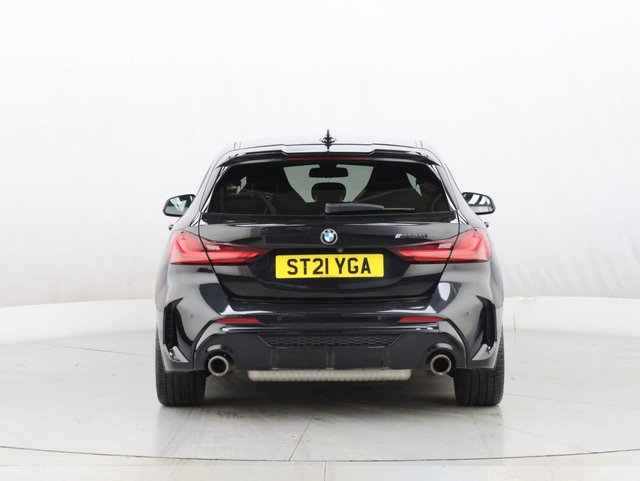 2021 BMW 1 Series - Photo 11