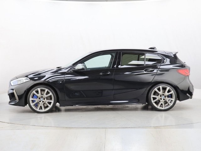 2021 BMW 1 Series - Photo 8