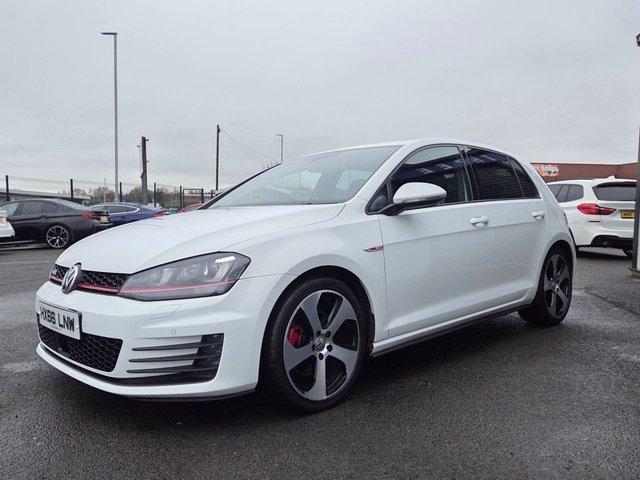 2016 VOLKSWAGEN GOLF - Photo 4