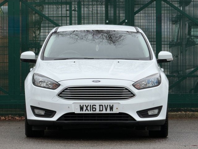 2016 FORD FOCUS 1.5 TDCi Zetec Hatchback 5dr Diesel Manual Euro 6 (s/s) (120 ps) - Photo 3