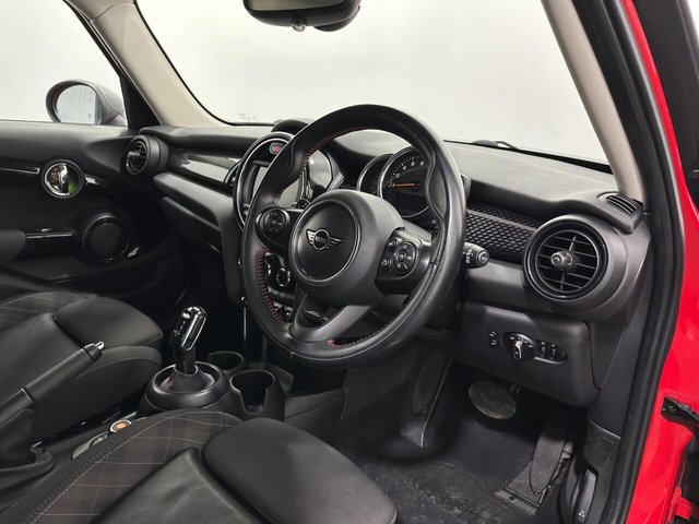 2018 MINI Hatch - Photo 11