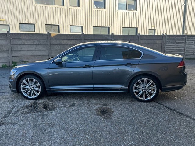 2015 Volkswagen Passat 2L R-Line 4dr - Photo 7