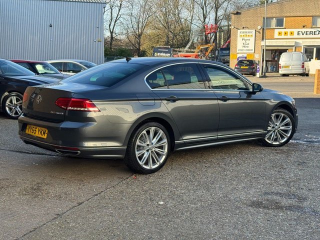 2015 Volkswagen Passat 2L R-Line 4dr - Photo 4