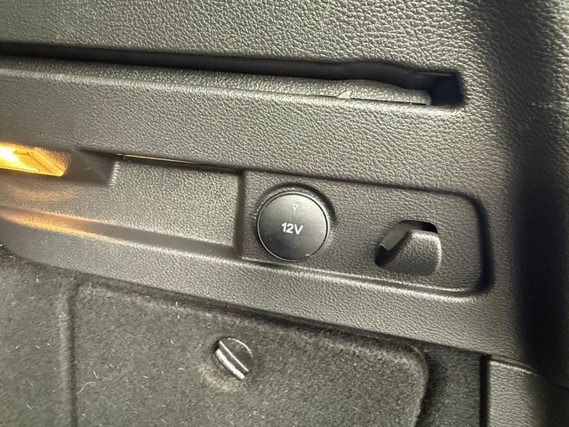 2015 Ford Focus 1.5L Zetec 5dr - Photo 8