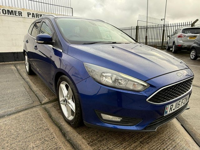 2015 Ford Focus 1.5L Zetec 5dr - Photo 11