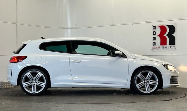 2017 Volkswagen Scirocco 2L R-Line 3dr - Photo 2