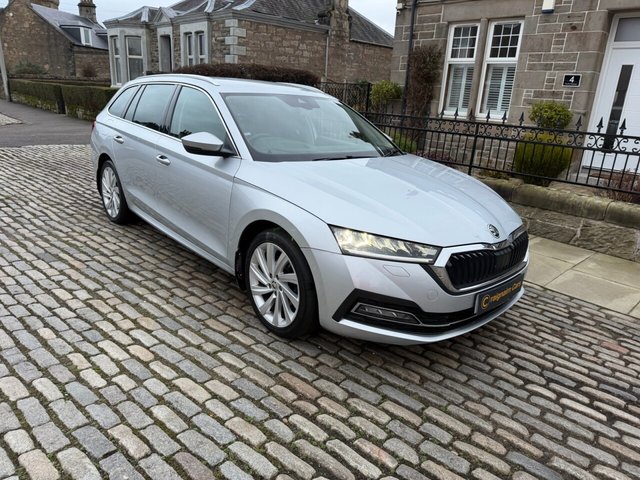 2020 SKODA OCTAVIA - Photo 6