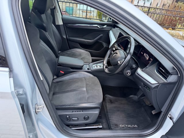 2020 SKODA OCTAVIA - Photo 2