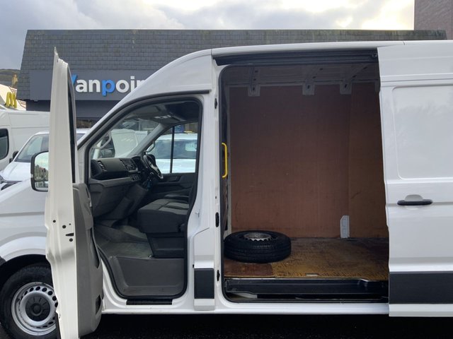 2022 Volkswagen Crafter 2L Startline 5dr - Photo 11