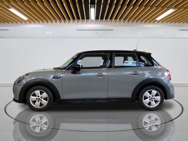 2021 MINI Hatch 1.5L Cooper Classic 5dr - Photo 5