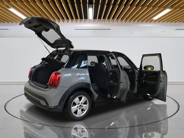 2021 MINI Hatch 1.5L Cooper Classic 5dr - Photo 9