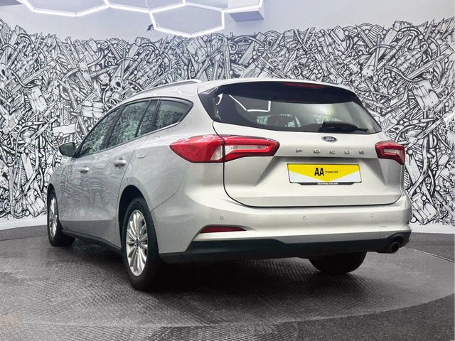 2020 Ford Focus 1L Titanium 5dr - Photo 9