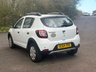 USED 2015 64 DACIA SANDERO STEPWAY 0.9 TCe Laureate Hatchback 5dr Petrol Manual Euro 5 (90 ps) touchscreen - 12 months mot
