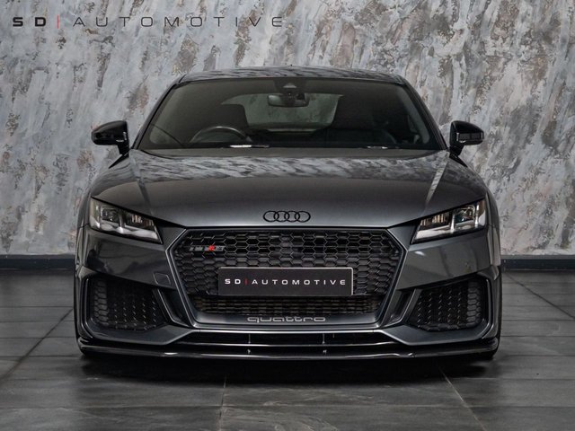 2019 Audi TT RS 2.5L null 3dr - Photo 2