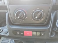 USED 2022 22 PEUGEOT BOXER White 2.2 BlueHDi Euro 6 panel van, 37,600 miles, ULEZ compliant, 6-speed manual, Bluetooth, Cruise Control, DAB Radio. Final price plus VAT @ 20%! The Peugeot Boxer 2.2 BlueHDi 335 S L3 H2 Euro 6 (s/s) 5dr is a reliable and efficient commercial vehicle that boasts a 2.2L Diesel Engine, meeting the stringent Euro 6 emission standards. This 2022 model has had only one owner and has been well-maintained, with a full service history that includes a recent service at 22,229 miles in September 2025. The vehicle's low mileage of 37,600 miles for its age is a testament to its careful use and upkeep. Additionally, the Boxer comes with a 3-month war