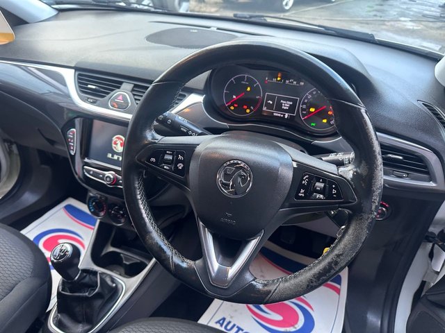 2017 VAUXHALL CORSA - Photo 12