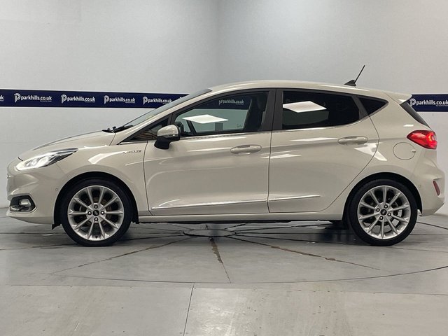 2020 FORD FIESTA - Photo 2