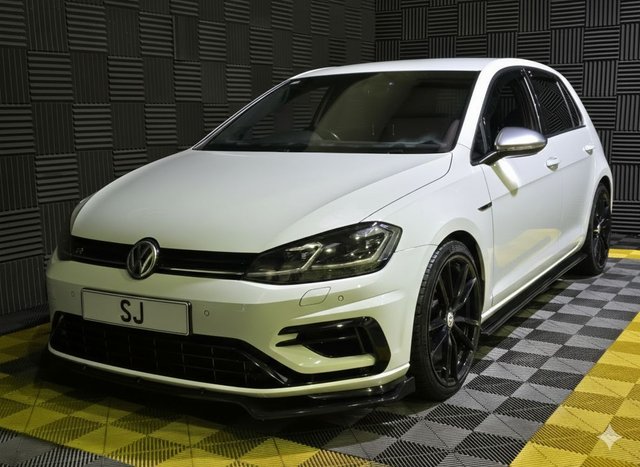 2018 VOLKSWAGEN GOLF - Photo 5