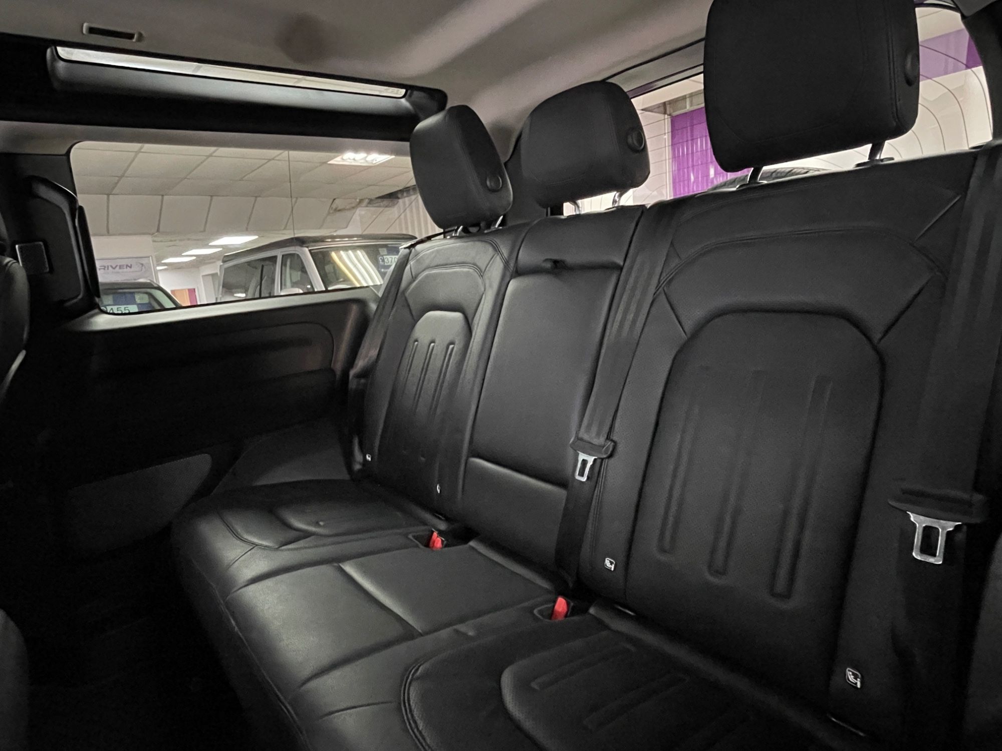 USED 2021 21 LAND ROVER DEFENDER 3.0 D250 MHEV SE SUV 3dr Diesel Auto 4WD Euro 6 (s/s) (250 ps) 